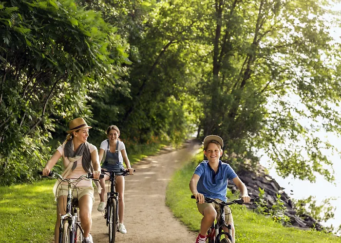 Ibis Budget Chateau-thierry Hotel 2*